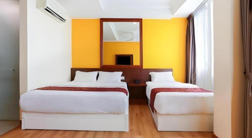 Oyo 90892 L&E Hotel Seremban Kültér fotó