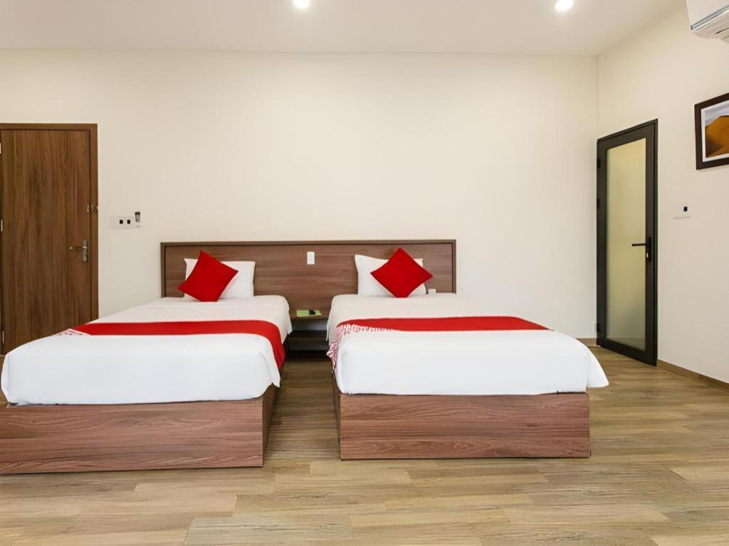 Oyo 90892 L&E Hotel Seremban Kültér fotó